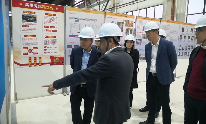 国防工业科技成果长三角区域转化中心筹备组副组长江山一行调研晶微研究院