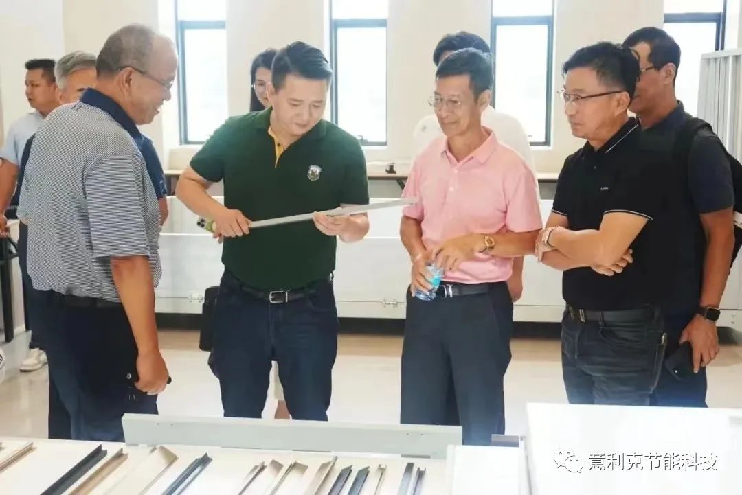 意利克董事长周厚宏随产业联盟、南海铝协参观考察南南铝业集团